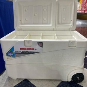 Glacière Aventure Performance Thermique, Style Élégant et Innovation Fonctionnelle